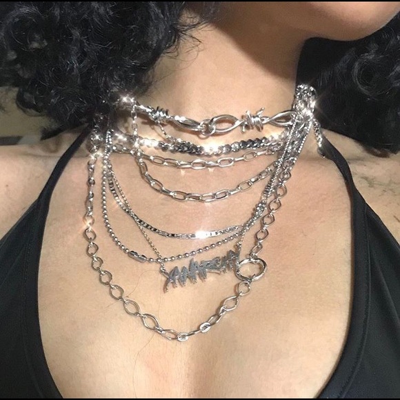 jewelry coming soon! 💍 - Picture 3 of 3